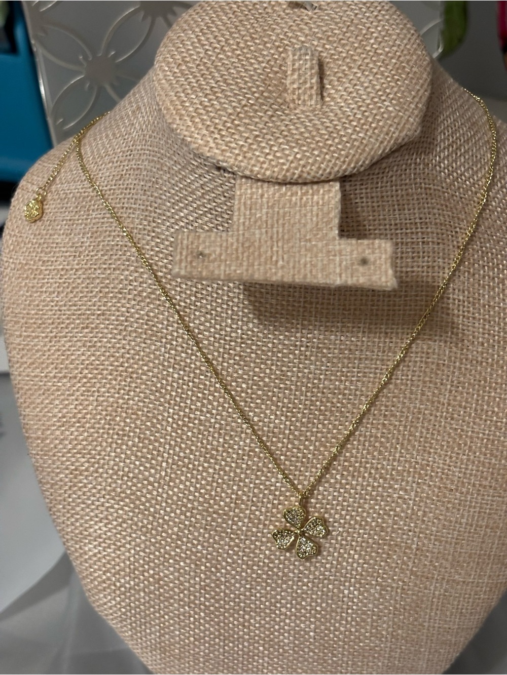Kendra Scott Gold Clover Pendant Necklace